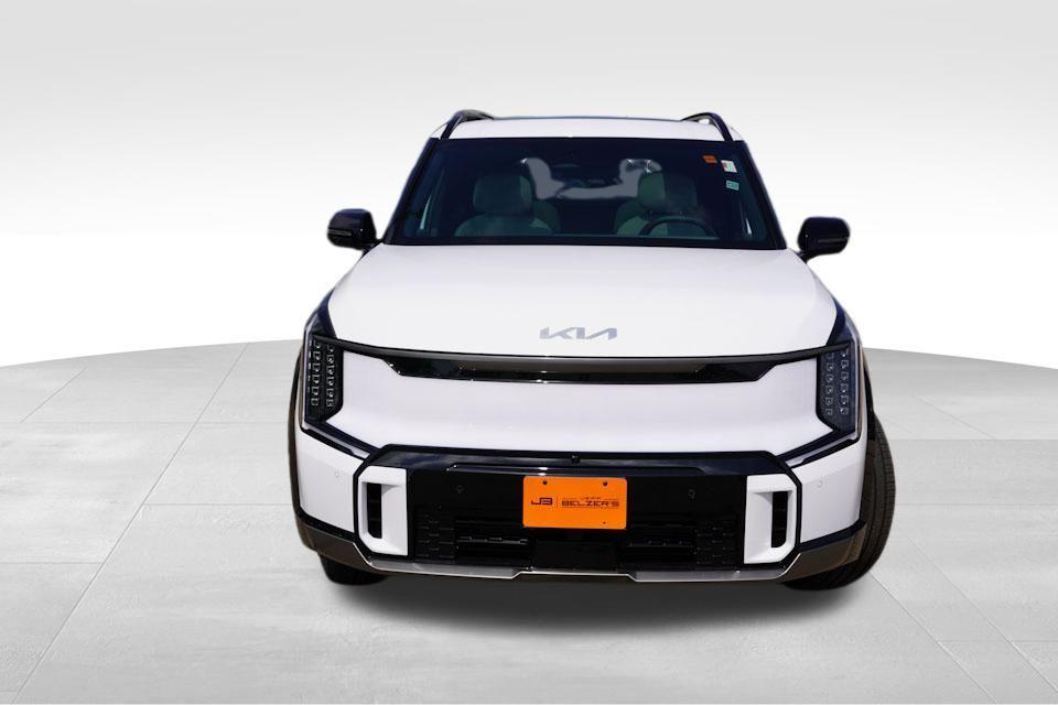 new 2026 Kia EV9 car, priced at $56,218