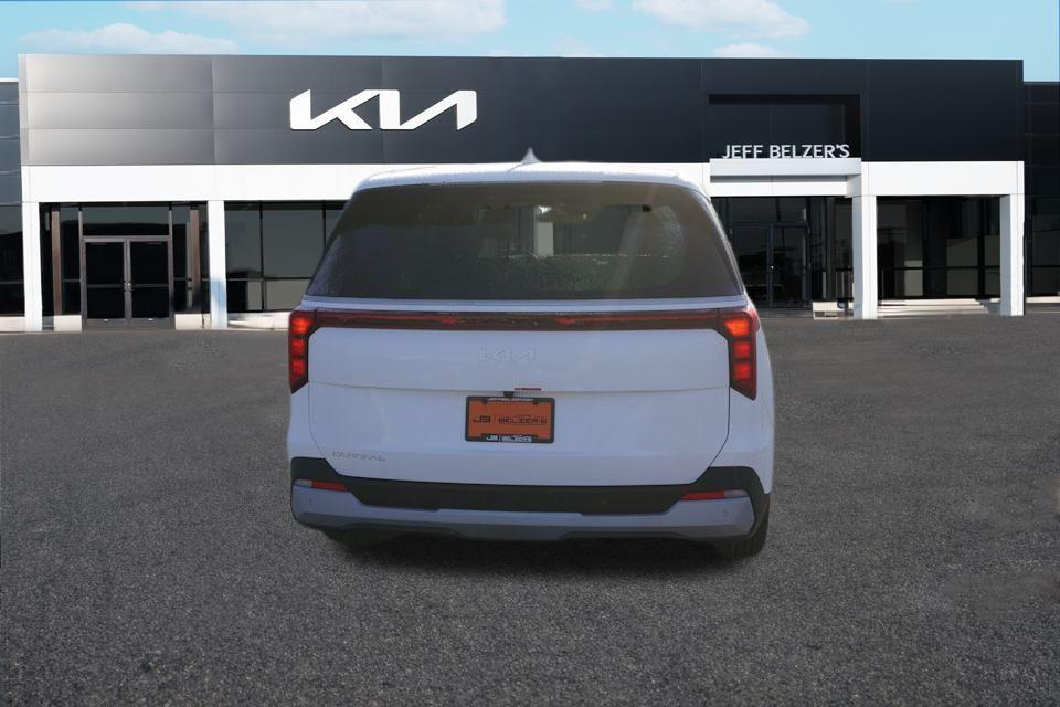 new 2025 Kia Carnival car, priced at $38,622