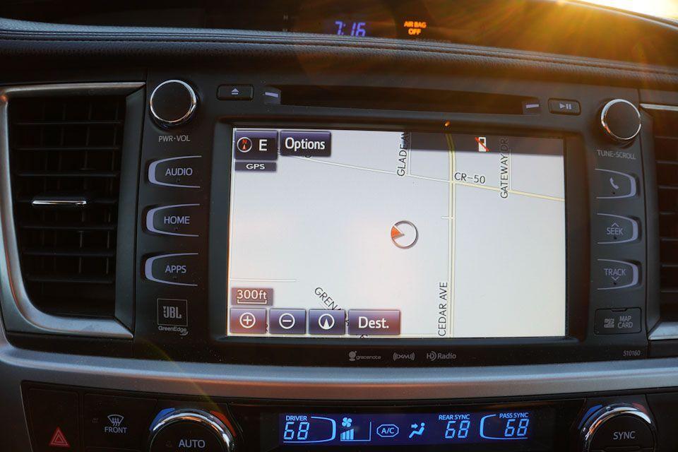 used 2016 Toyota Highlander car, priced at $22,667