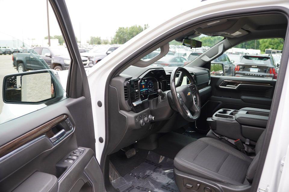 used 2022 Chevrolet Silverado 1500 car, priced at $35,772