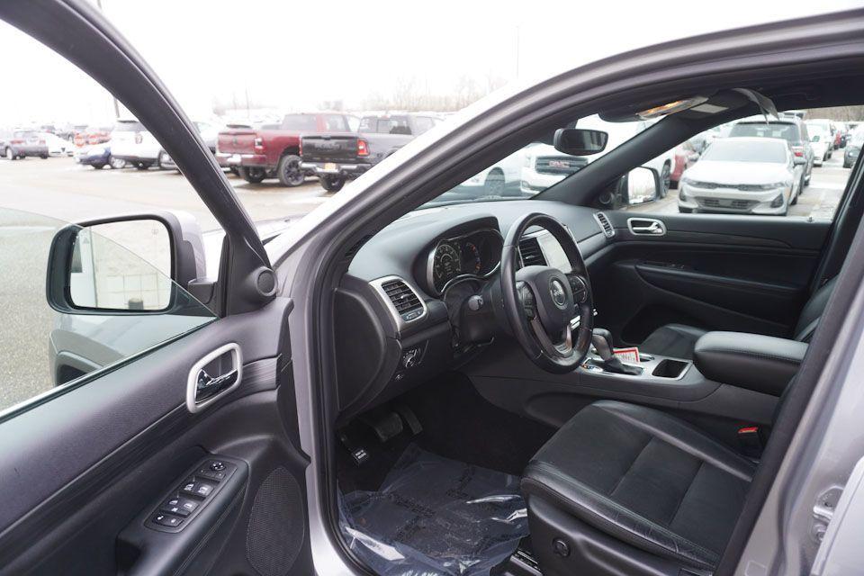 used 2021 Jeep Grand Cherokee car, priced at $26,628