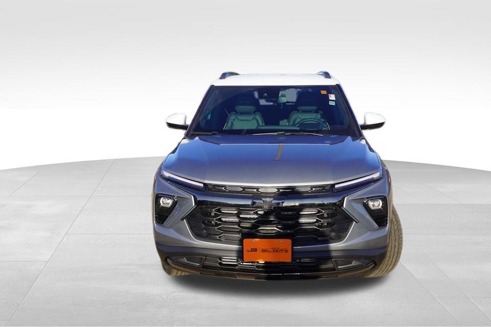 new 2025 Chevrolet TrailBlazer car, priced at $27,590