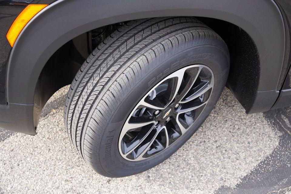 new 2026 Chevrolet TrailBlazer car, priced at $27,975