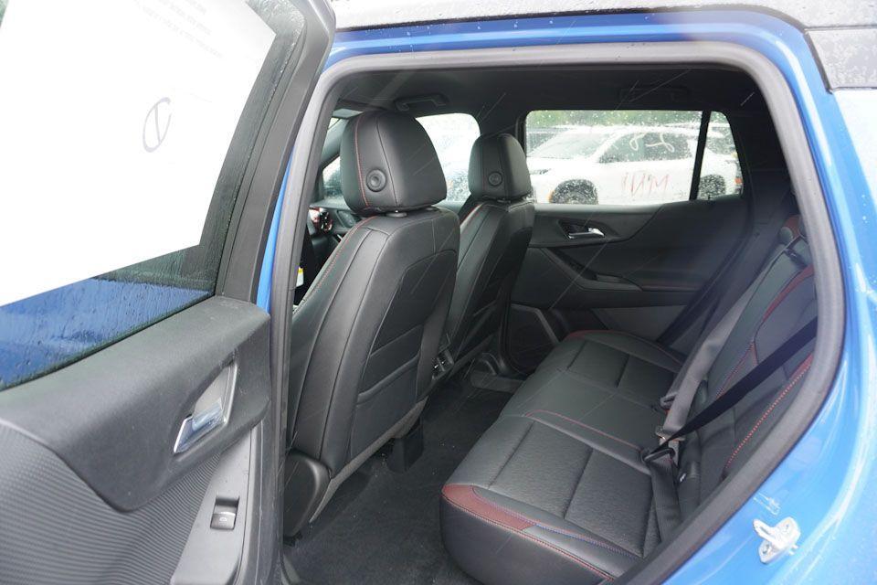 new 2026 Chevrolet Equinox car, priced at $35,645