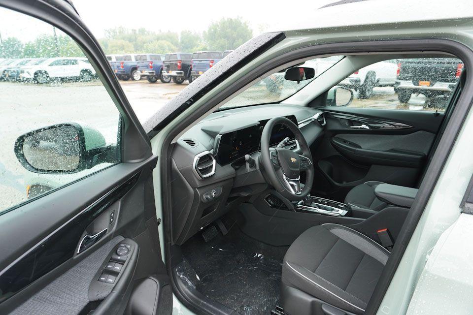 new 2026 Chevrolet TrailBlazer car, priced at $26,280