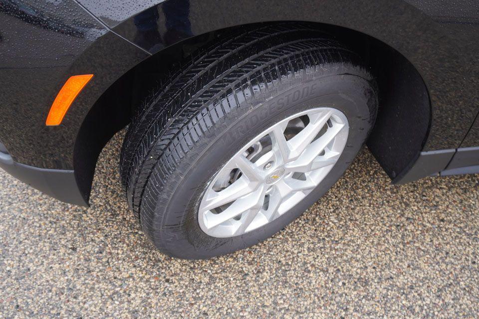 used 2022 Chevrolet Equinox car, priced at $22,952