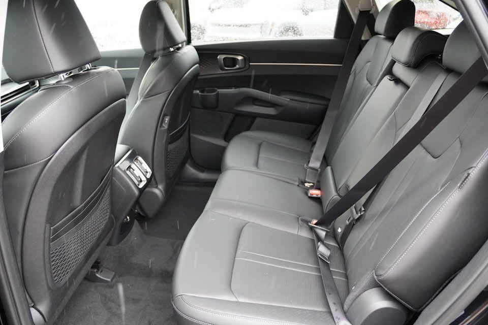 new 2026 Kia Sorento car, priced at $36,033