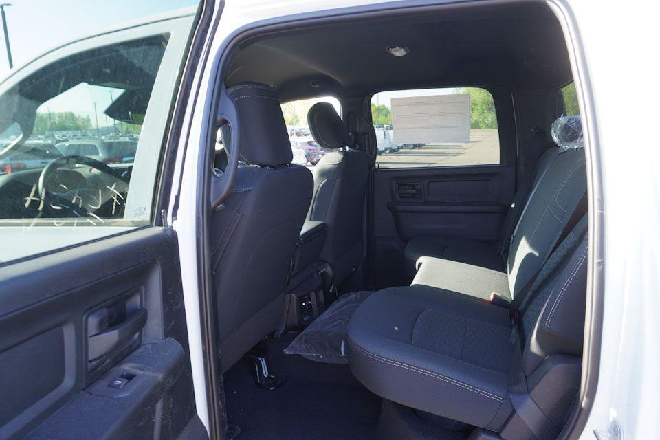 new 2025 Ram 3500 car, priced at $64,804