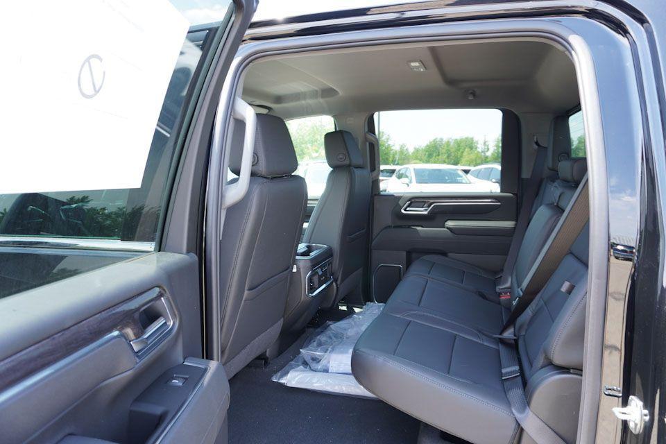 new 2025 Chevrolet Silverado 3500 car, priced at $74,500