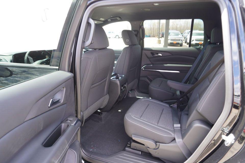 new 2025 Chevrolet Traverse car, priced at $42,749