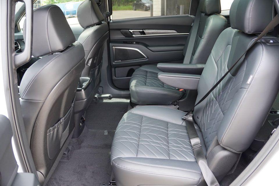 new 2025 Kia Telluride car, priced at $49,819