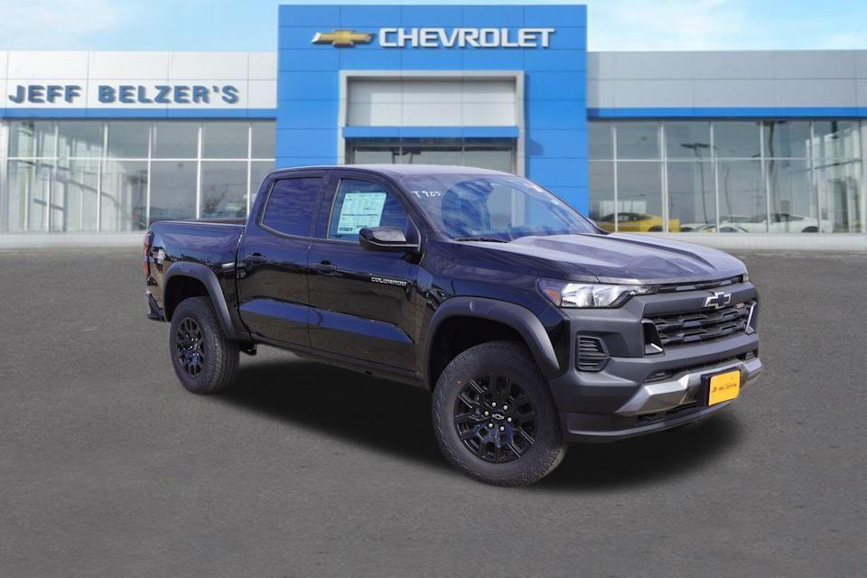 new 2024 Chevrolet Colorado car, priced at $38,095