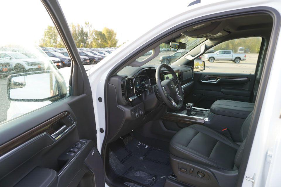 new 2024 Chevrolet Silverado 1500 car, priced at $55,235