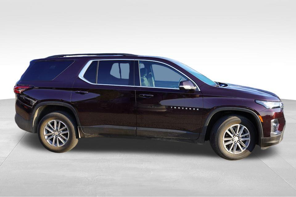 used 2023 Chevrolet Traverse car, priced at $33,221