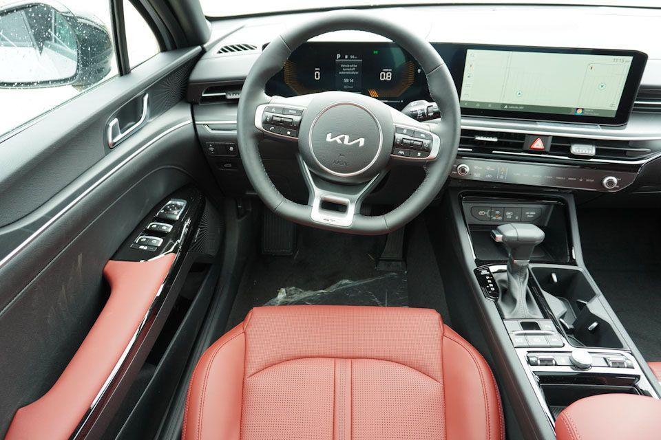 new 2025 Kia K5 car, priced at $30,536