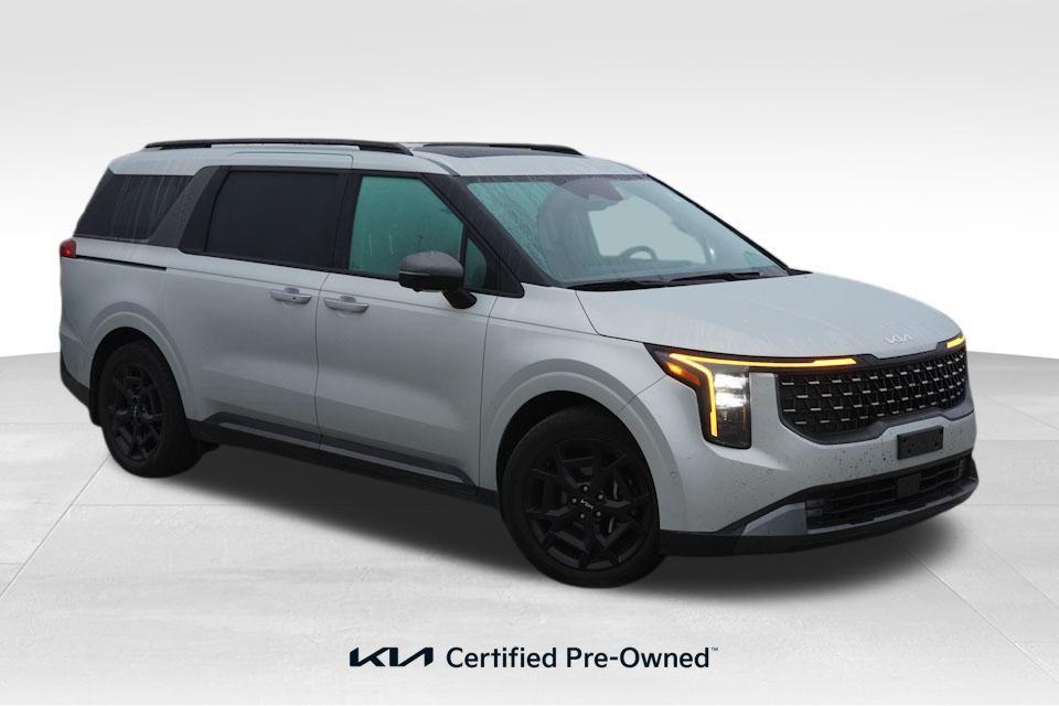 used 2025 Kia Carnival car, priced at $40,375