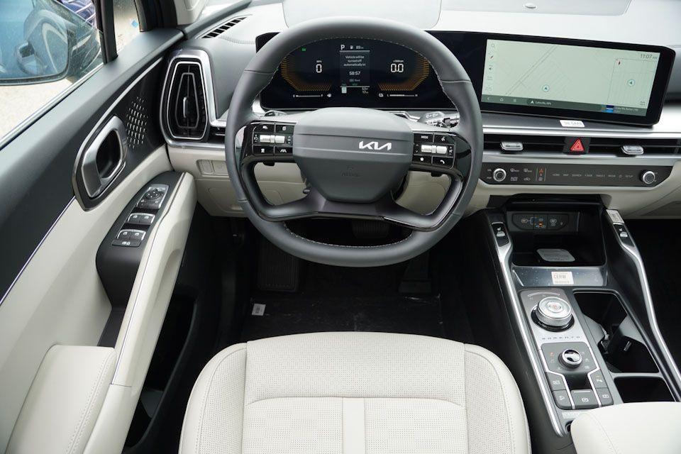 new 2026 Kia Sorento Hybrid car, priced at $41,781