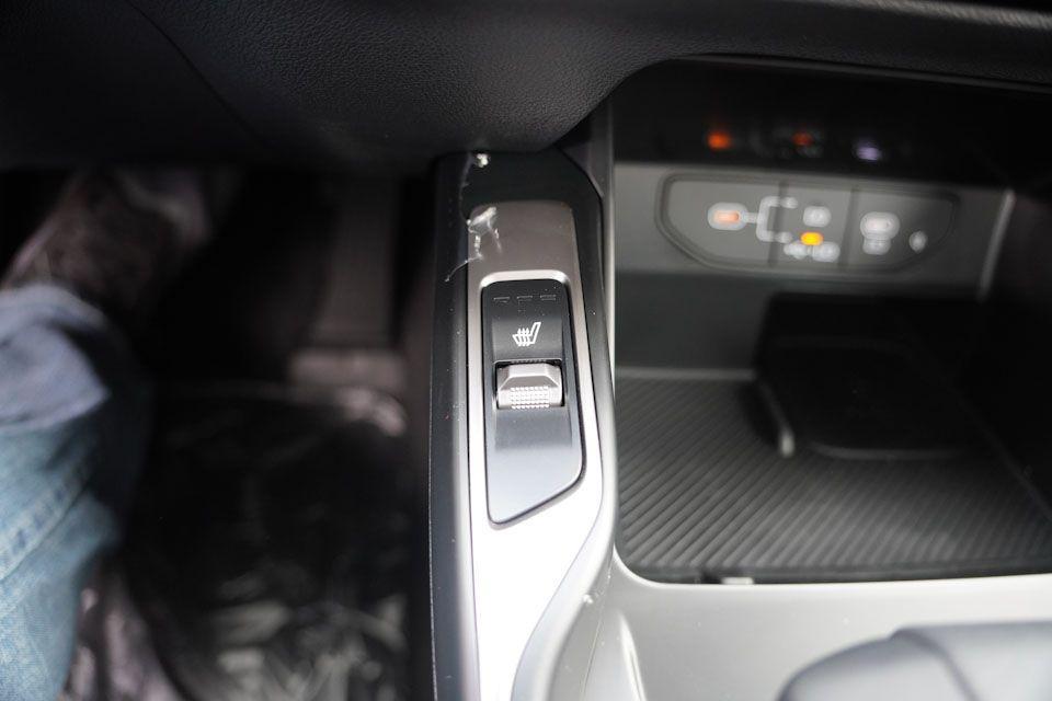 new 2026 Kia Sorento car, priced at $39,408