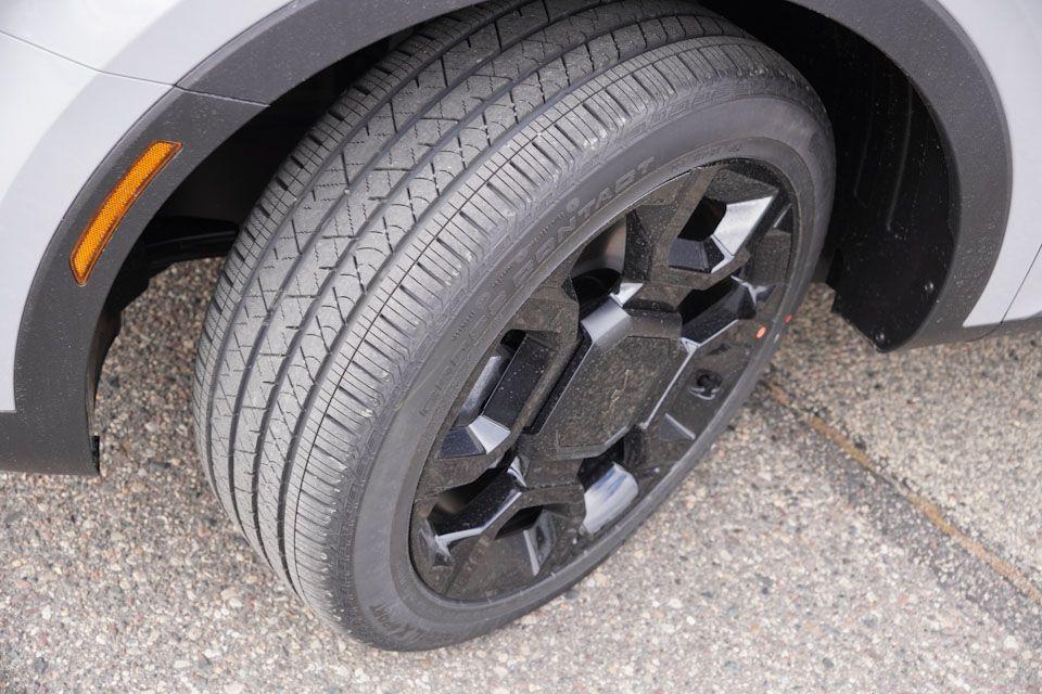 new 2026 Kia Sorento car, priced at $39,408