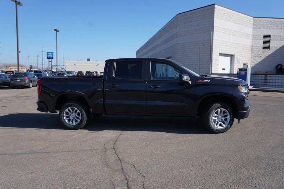 new 2024 Chevrolet Silverado 1500 car, priced at $50,915