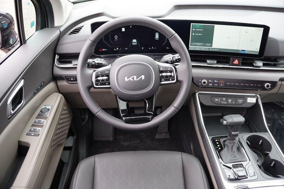 new 2026 Kia Carnival car, priced at $43,621