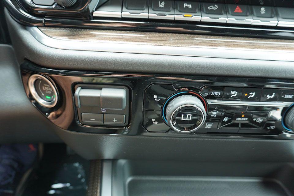 new 2025 Chevrolet Silverado 3500 car, priced at $59,435