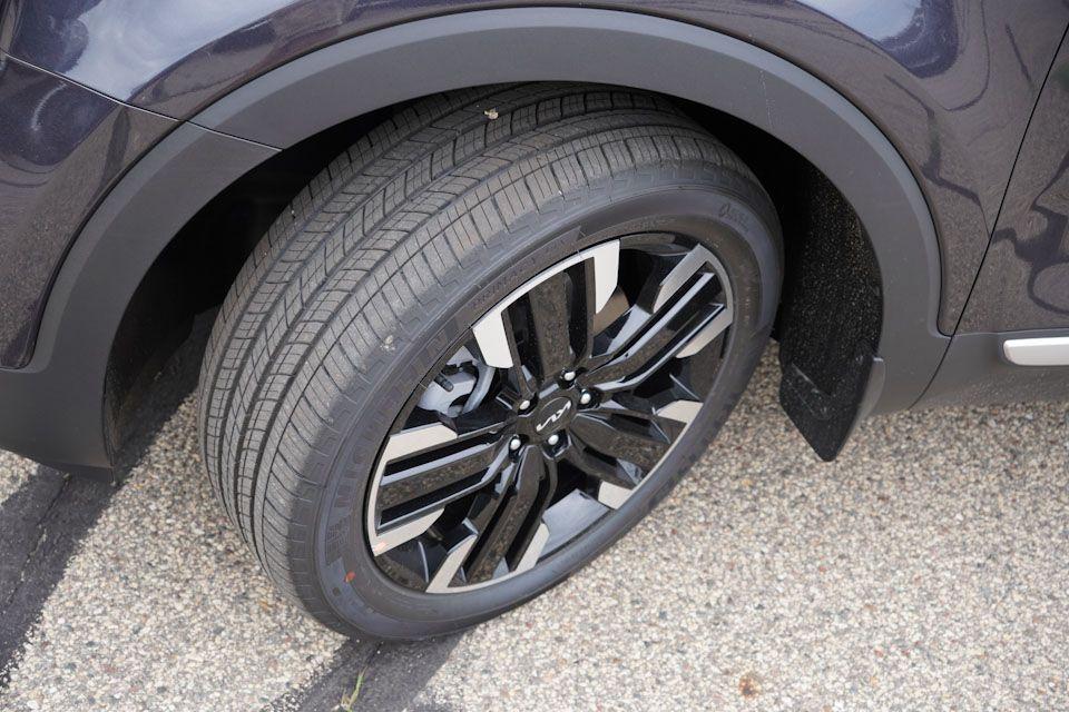 new 2025 Kia Telluride car, priced at $48,488