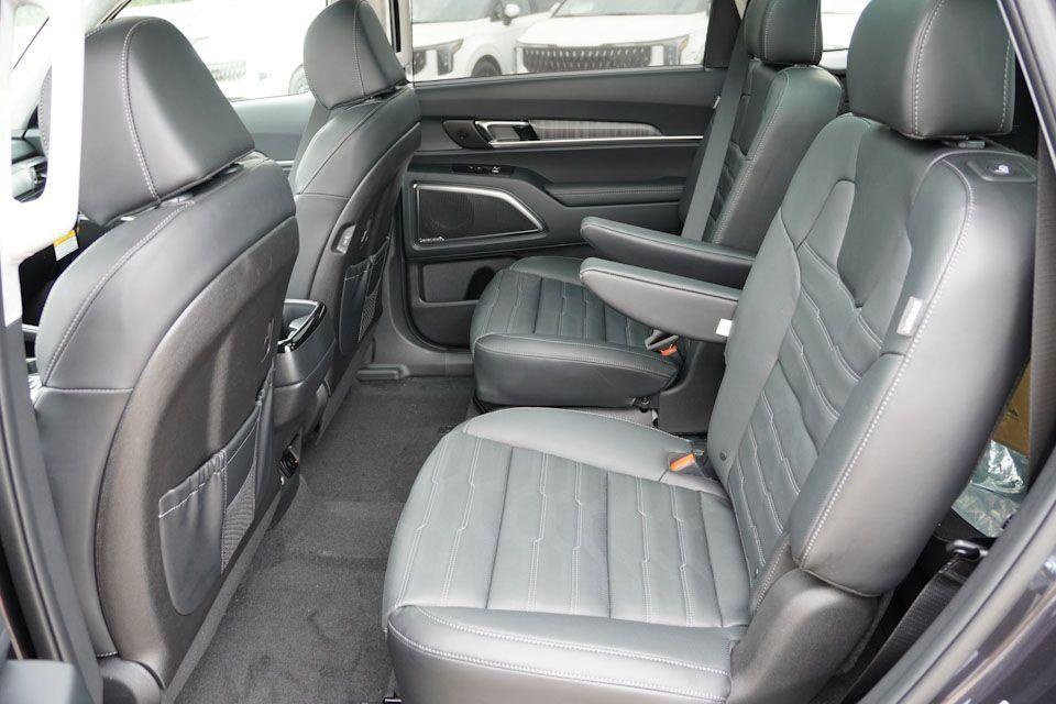 new 2025 Kia Telluride car, priced at $48,488