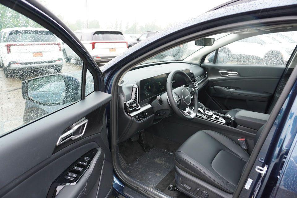 new 2025 Kia Sportage Hybrid car, priced at $32,450