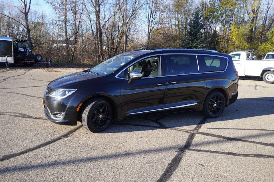 used 2020 Chrysler Pacifica car, priced at $19,987