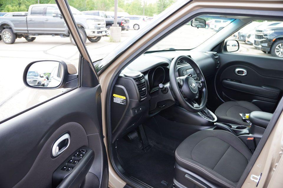 used 2016 Kia Soul car, priced at $10,777