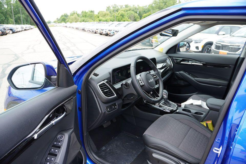 new 2025 Kia Seltos car, priced at $25,048