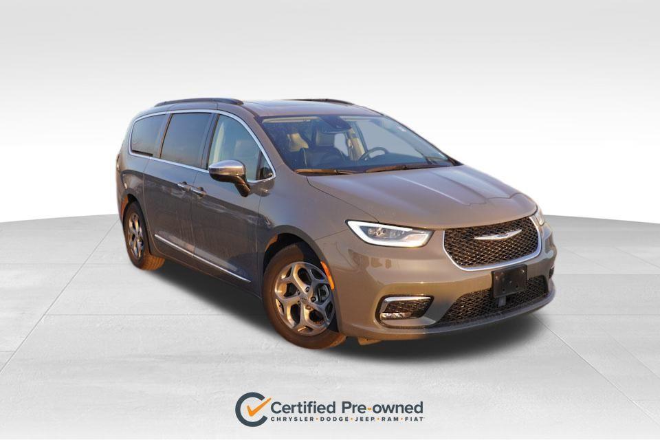 used 2023 Chrysler Pacifica car, priced at $29,569