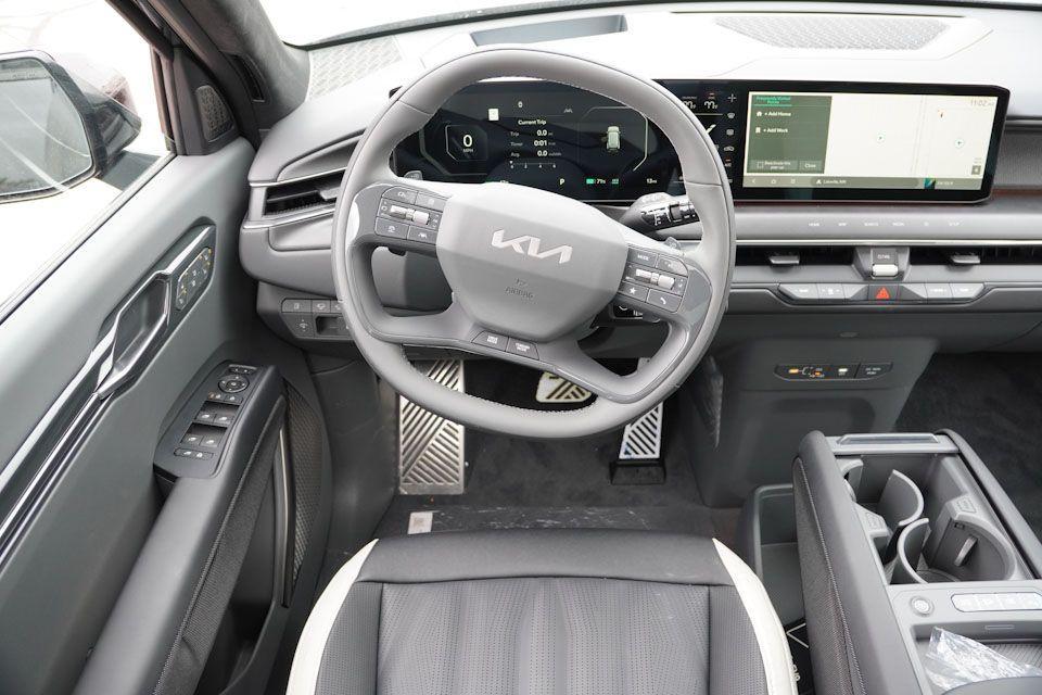 new 2026 Kia EV9 car, priced at $59,624