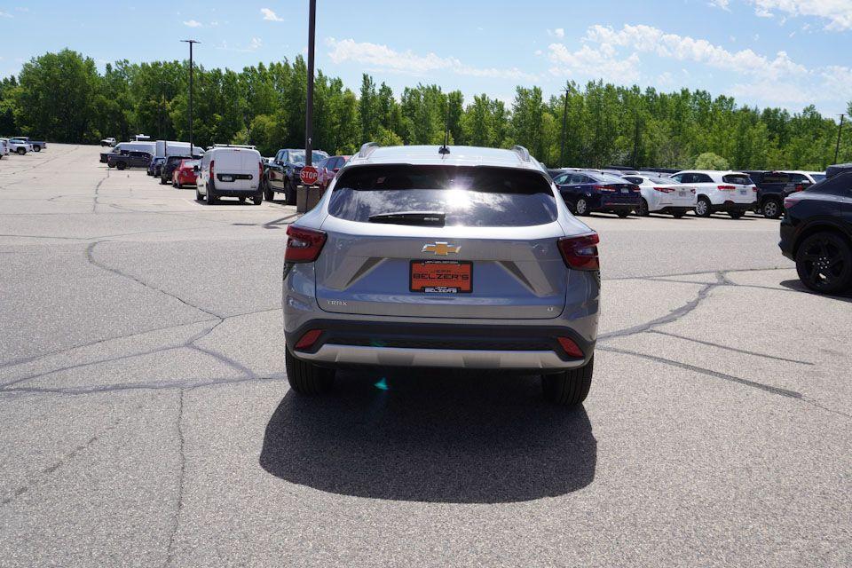 new 2024 Chevrolet Trax car, priced at $23,880