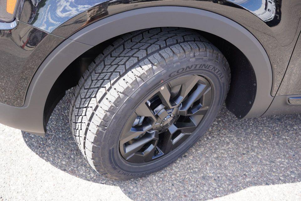 new 2025 Kia Telluride car, priced at $48,993