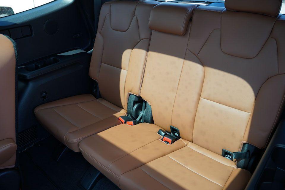 new 2025 Kia Telluride car, priced at $48,993