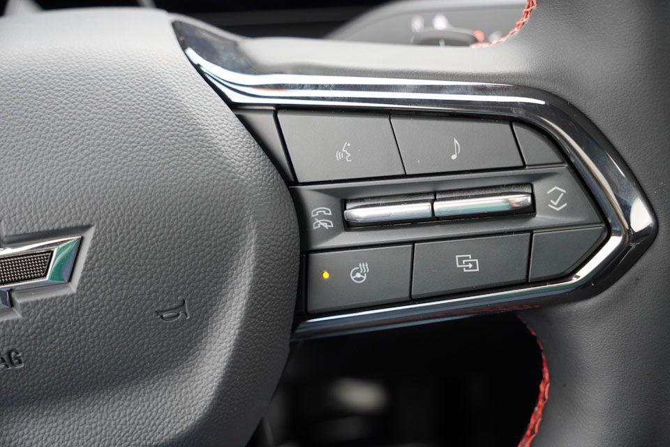 new 2026 Chevrolet Traverse car, priced at $58,925