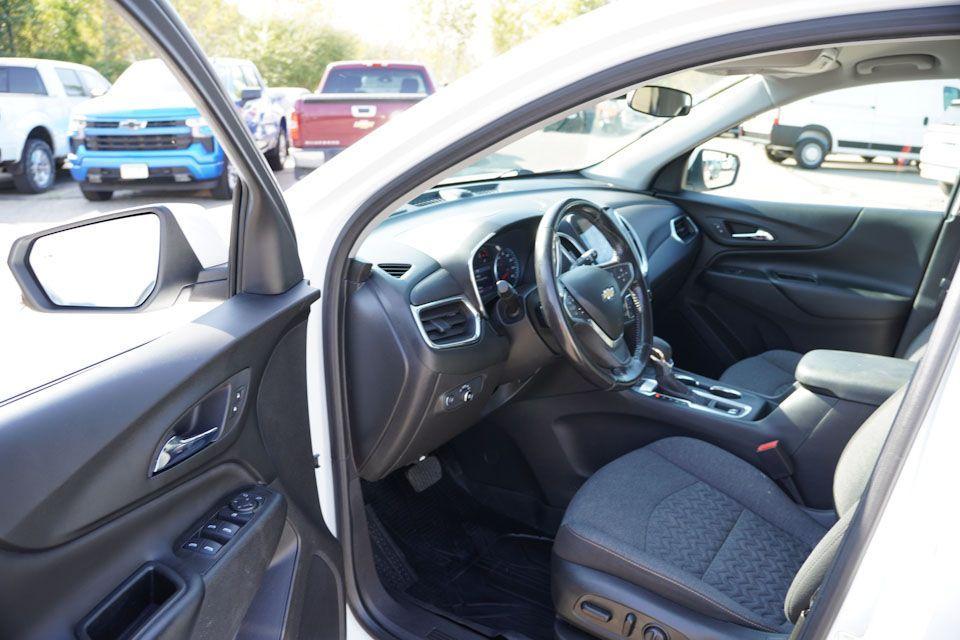 used 2022 Chevrolet Equinox car, priced at $15,686