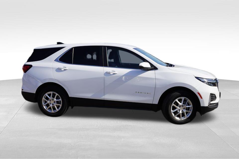 used 2022 Chevrolet Equinox car, priced at $15,686