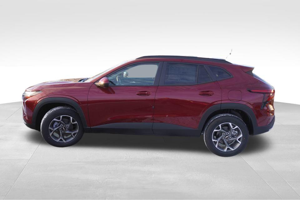 new 2025 Chevrolet Trax car, priced at $23,533