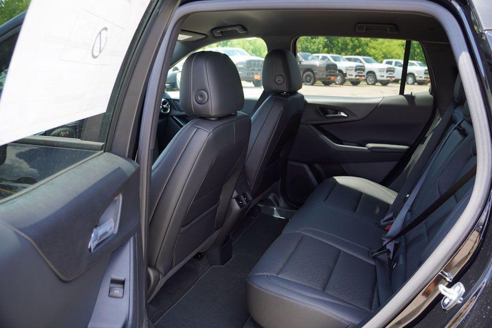 new 2026 Chevrolet Equinox car, priced at $31,490