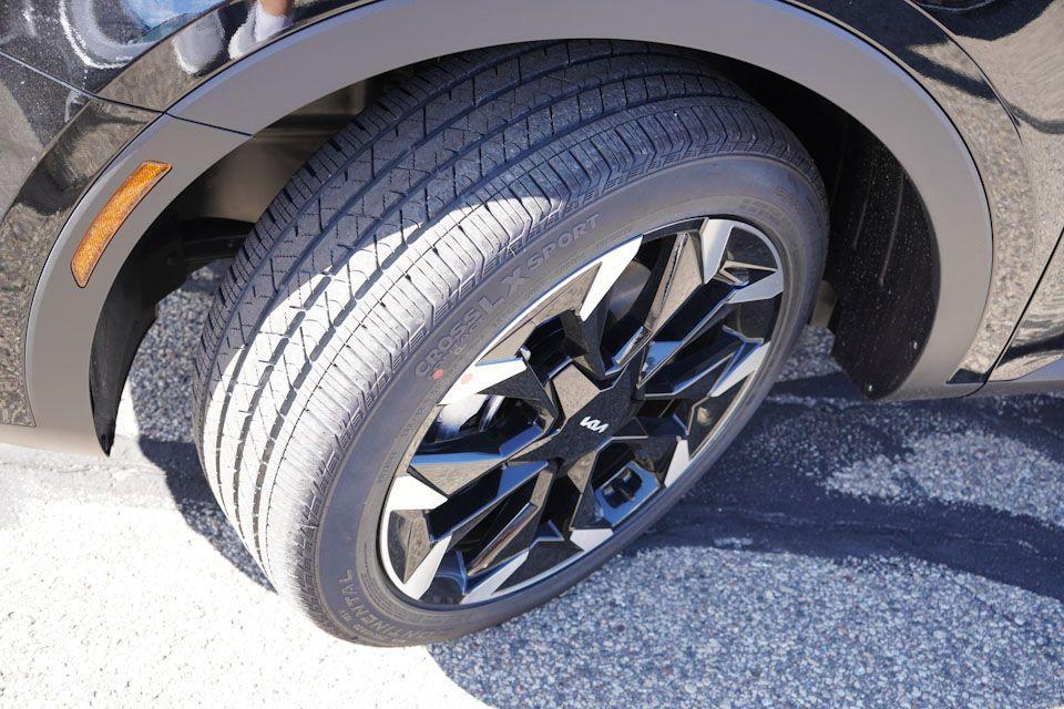 new 2026 Kia Sorento car, priced at $36,283