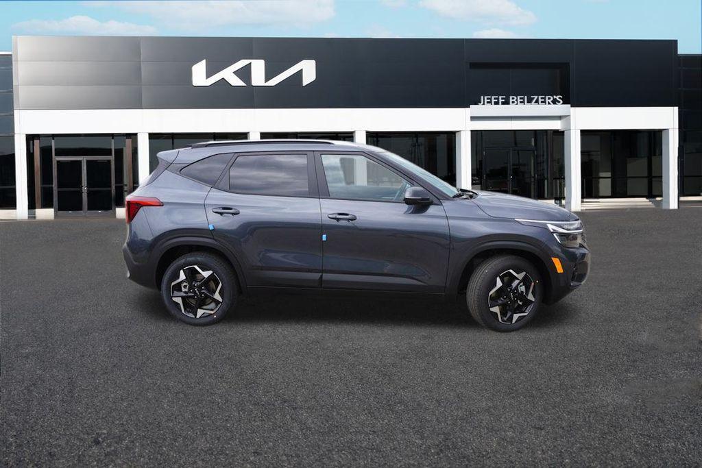 new 2025 Kia Seltos car, priced at $25,437