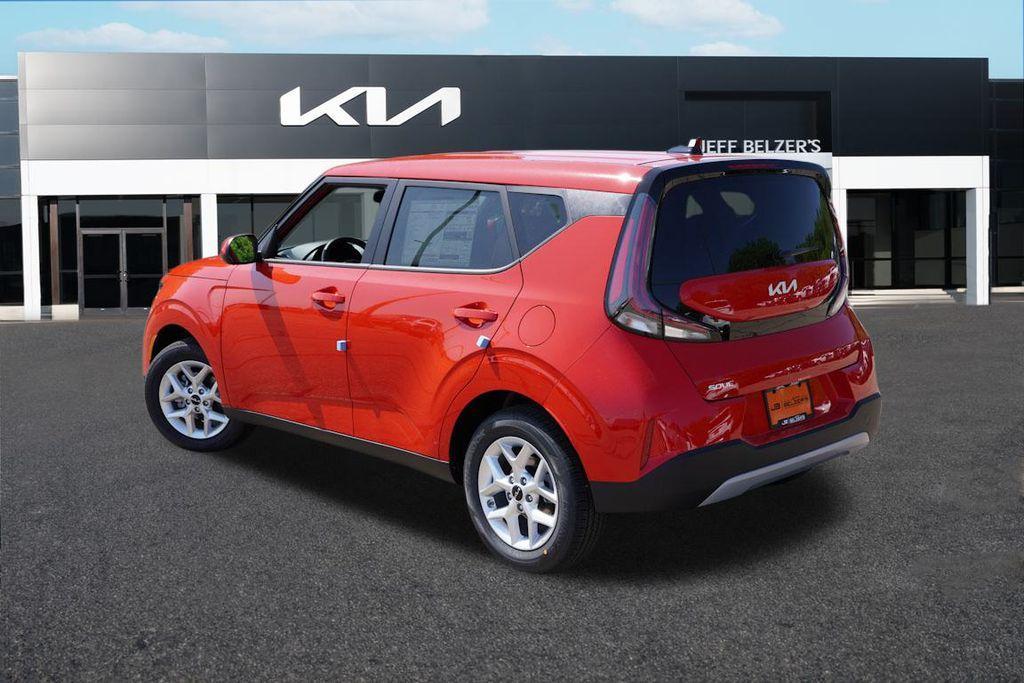 new 2025 Kia Soul car, priced at $20,222