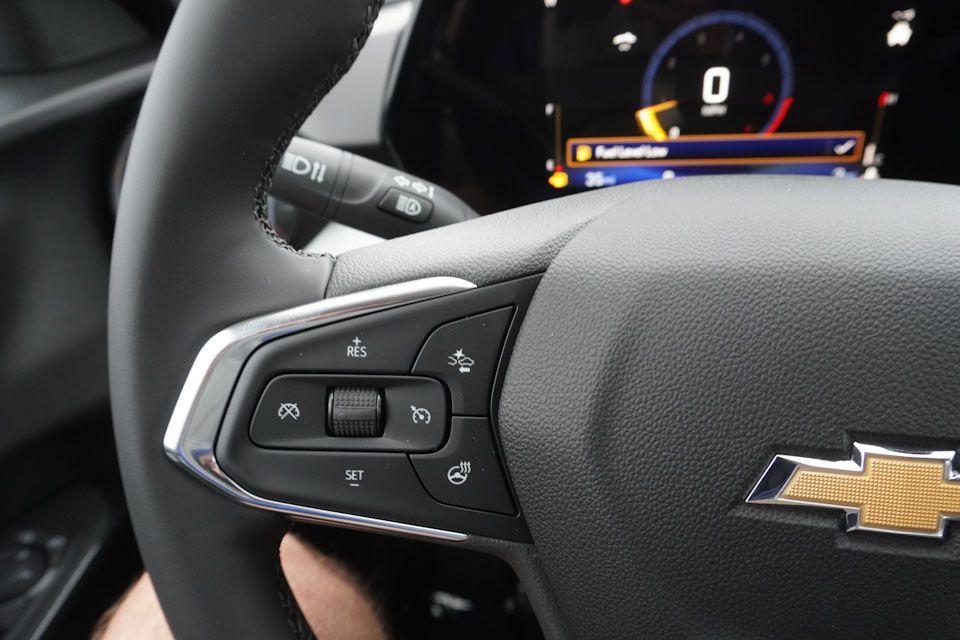 new 2025 Chevrolet Trax car, priced at $24,483