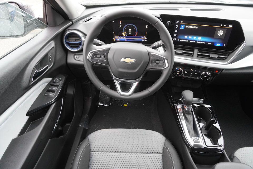 new 2025 Chevrolet Trax car, priced at $24,483