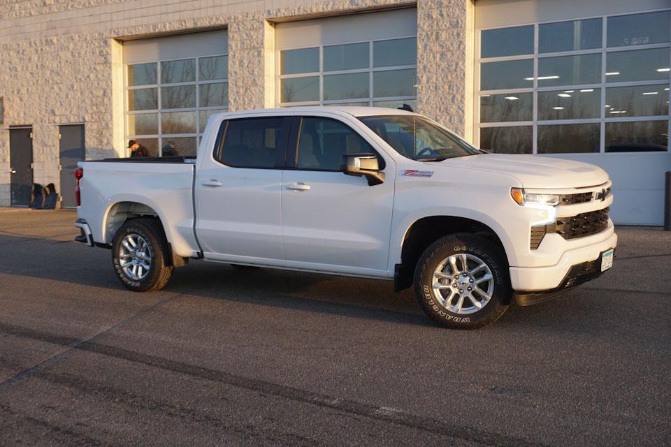 new 2024 Chevrolet Silverado 1500 car, priced at $50,415