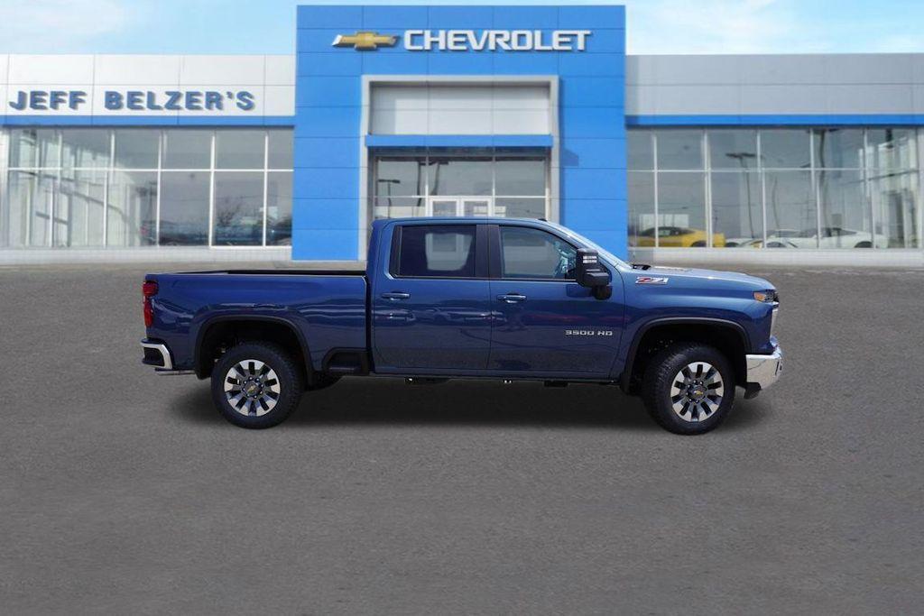new 2025 Chevrolet Silverado 3500 car, priced at $59,630