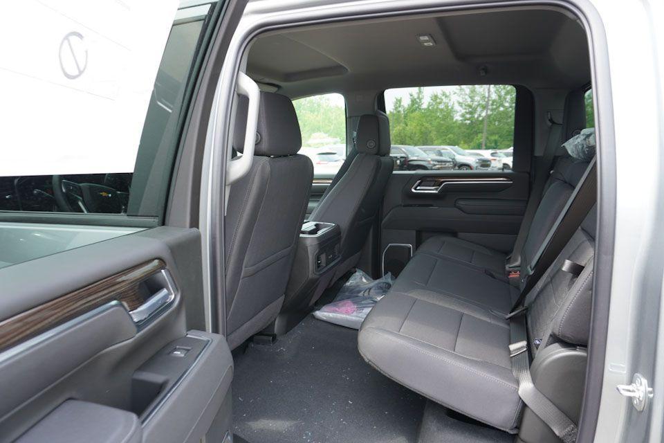 new 2025 Chevrolet Silverado 3500 car, priced at $59,435